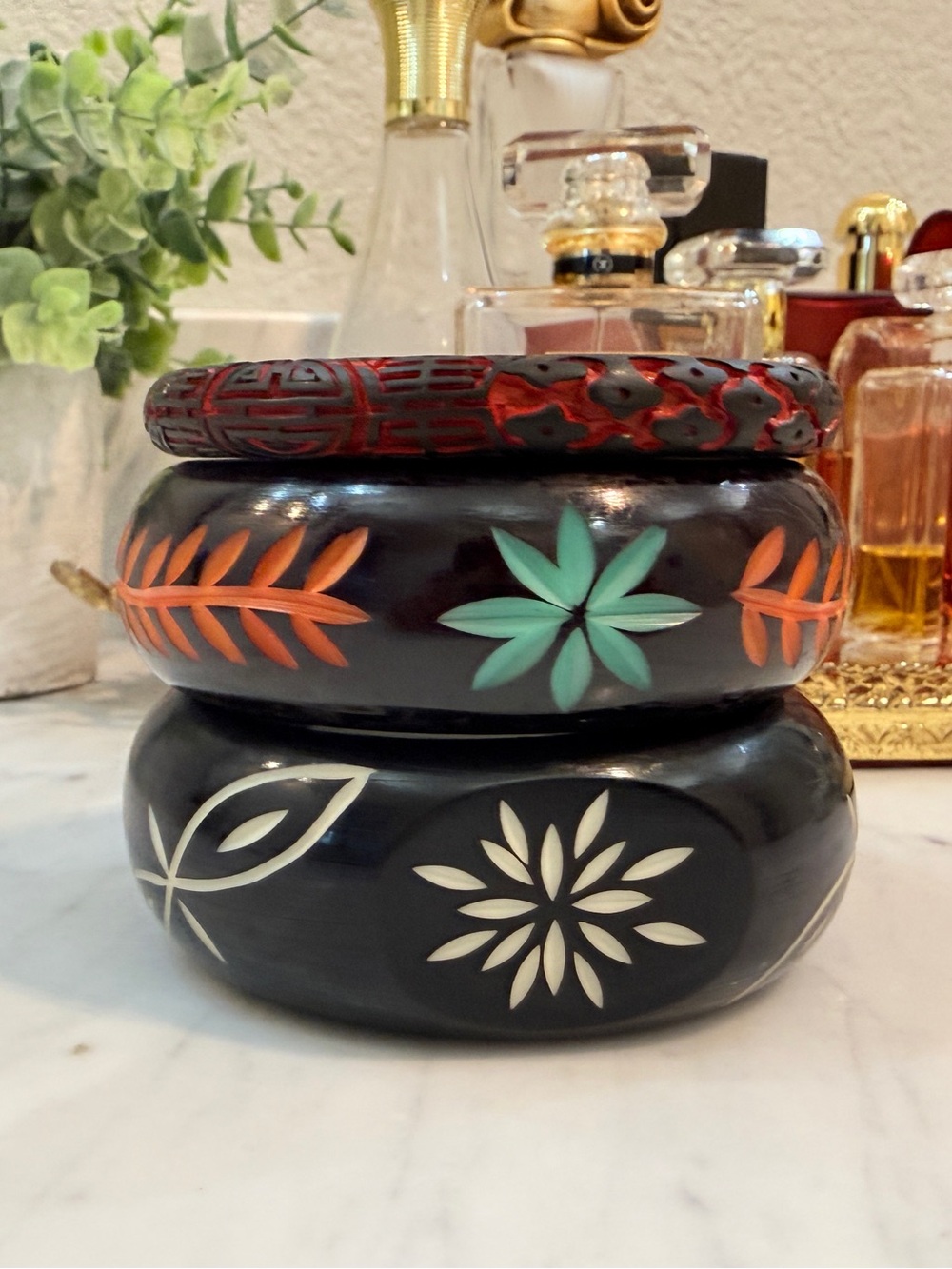 Vintage Chunky Carved Black Lucite Bangle Bracelet Set Floral Accents